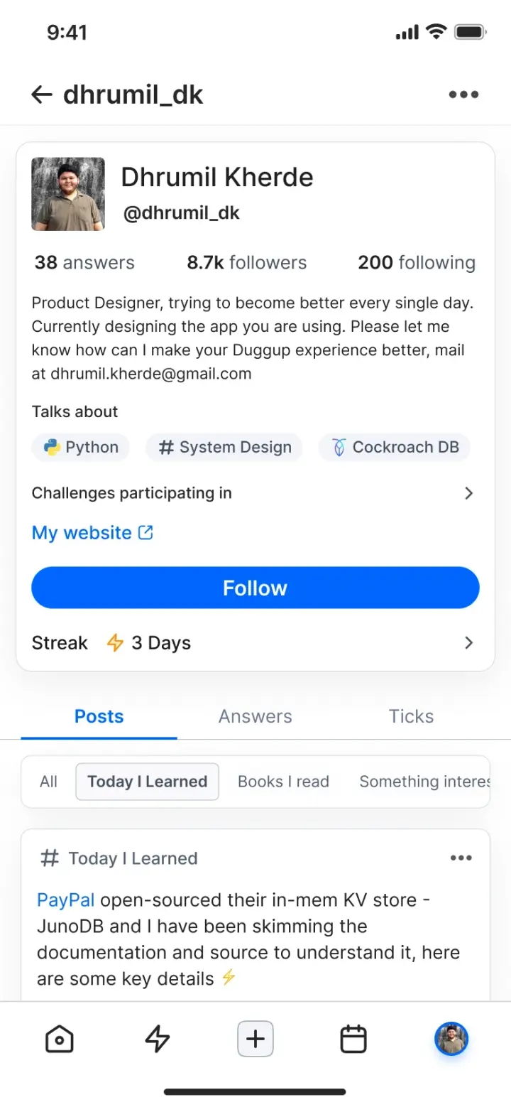 A Duggup profile showing answer, follower and following counts, topic tags, a follow button and a collapsed streak row reading three days